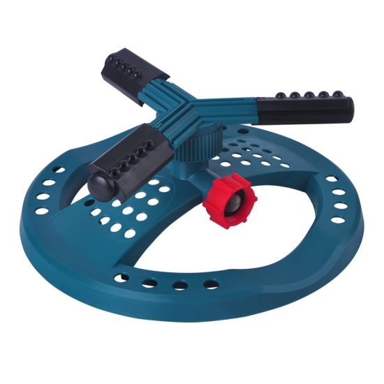 Plastic 3-Arm Sprinkler With Plastic Base